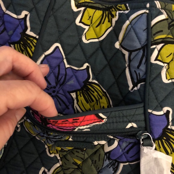 Vera Bradley Quilted Hipster-NWT-Falling Flowers - Picture 7 of 8